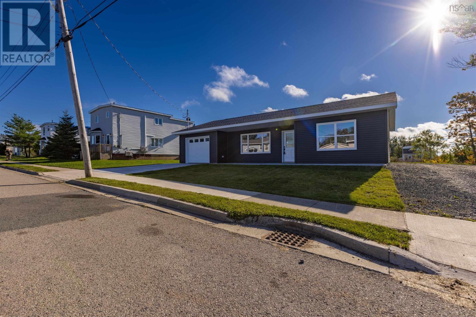 17 Maxie Street, Glace Bay, Nova Scotia  B1A 2E3 - Photo 1 - 202425959