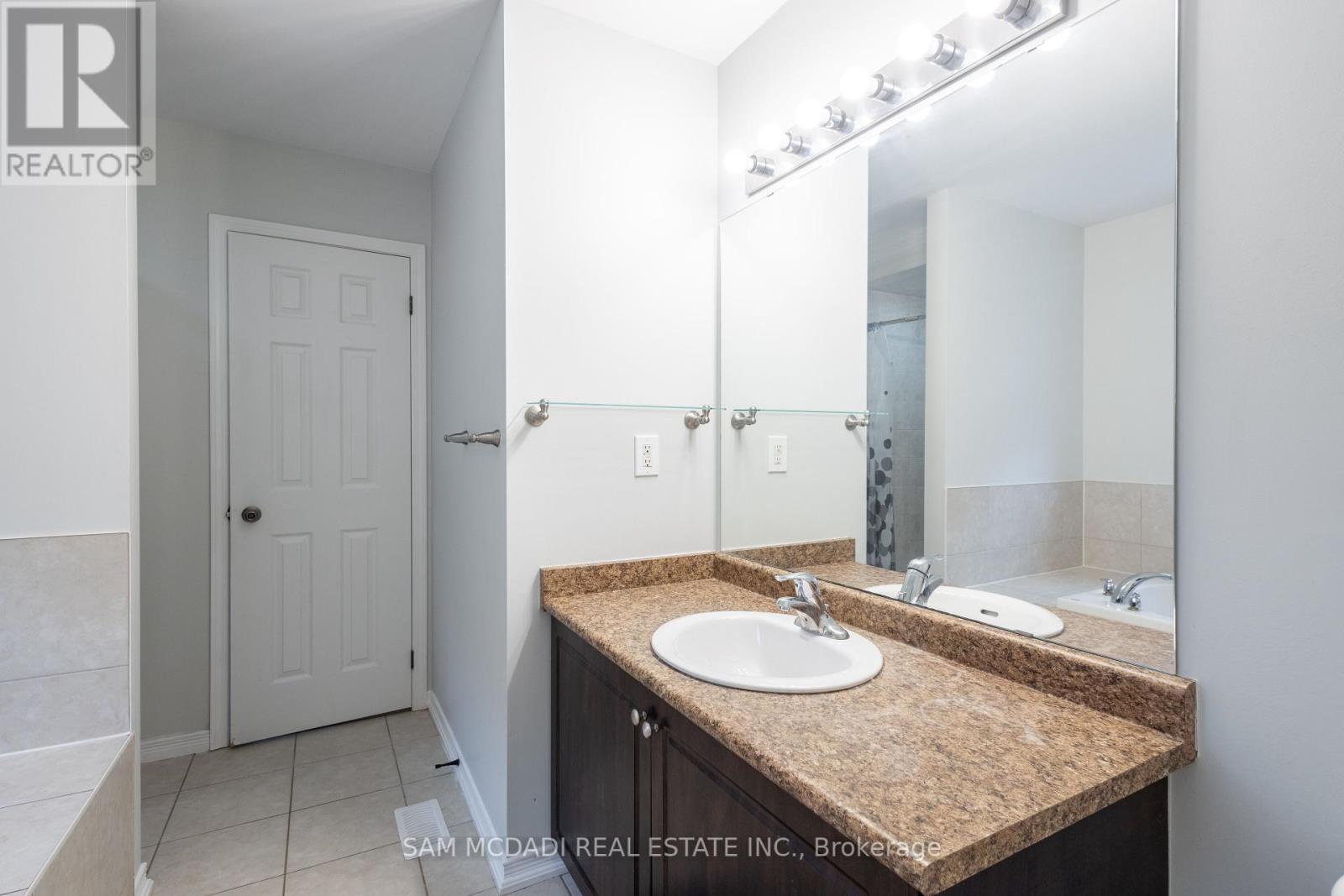 22 Lambert Crescent, Brantford, Ontario  N3T 0E5 - Photo 23 - X10420420