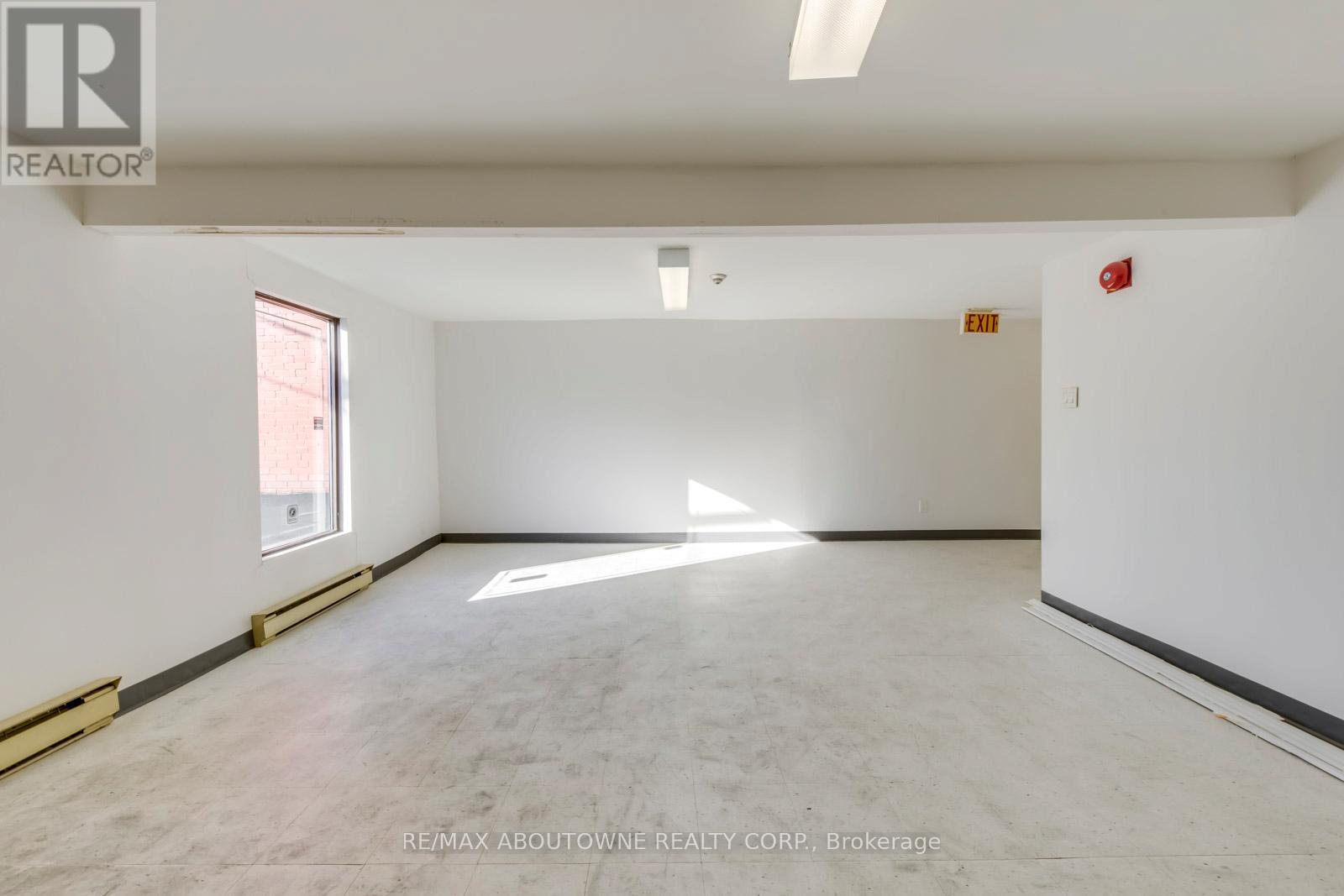 2 Fl - 454 Dundas Street W, Toronto, Ontario  M5T 1G9 - Photo 28 - C9506500