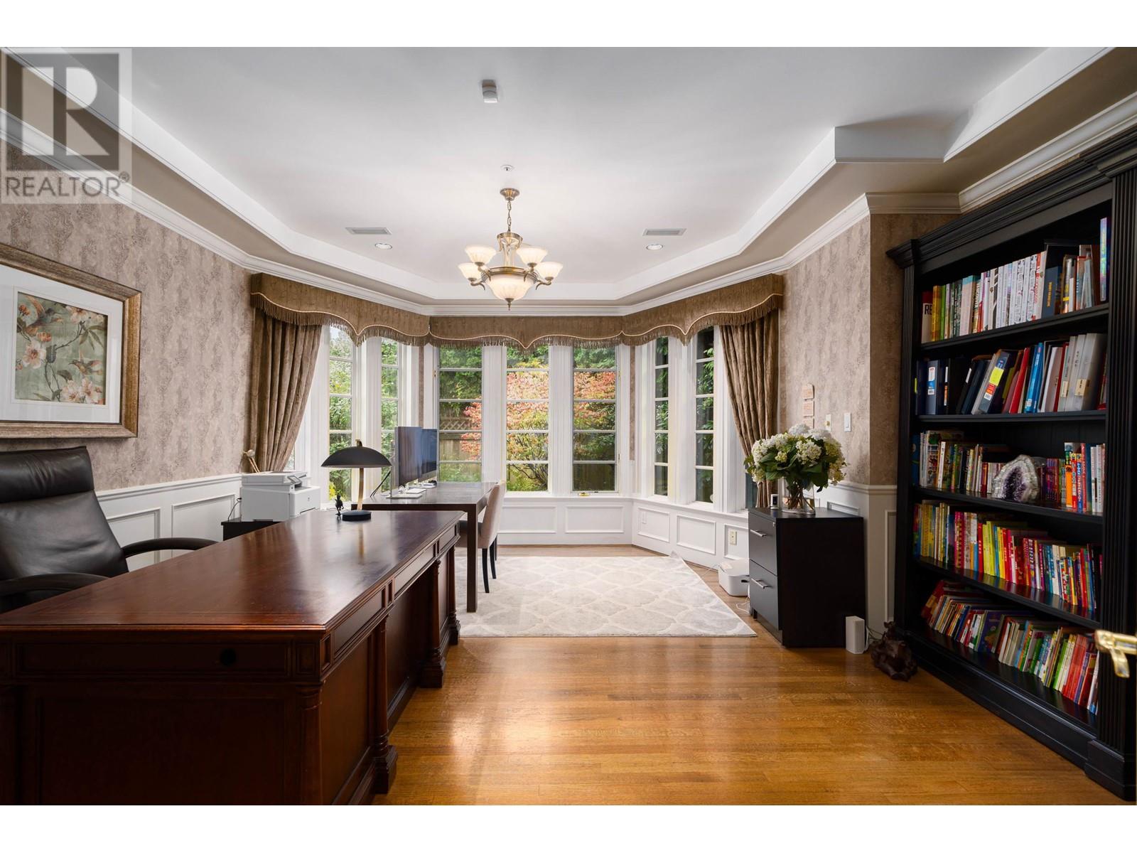 Listing Picture 15 of 40 : 1638 MARPOLE AVENUE, Vancouver / 溫哥華 - 魯藝地產 Yvonne Lu Group - MLS Medallion Club Member