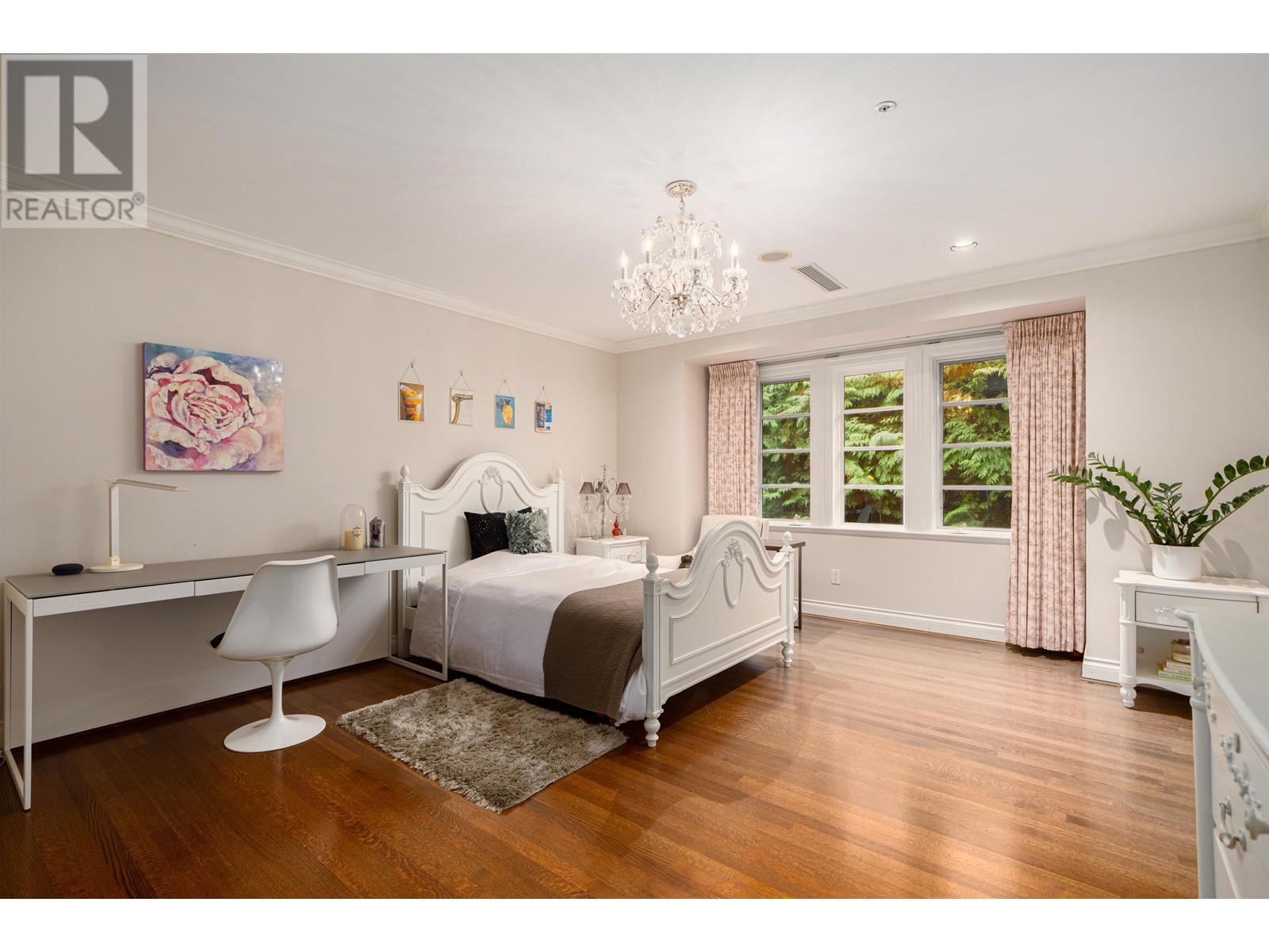 Listing Picture 25 of 40 : 1638 MARPOLE AVENUE, Vancouver / 溫哥華 - 魯藝地產 Yvonne Lu Group - MLS Medallion Club Member