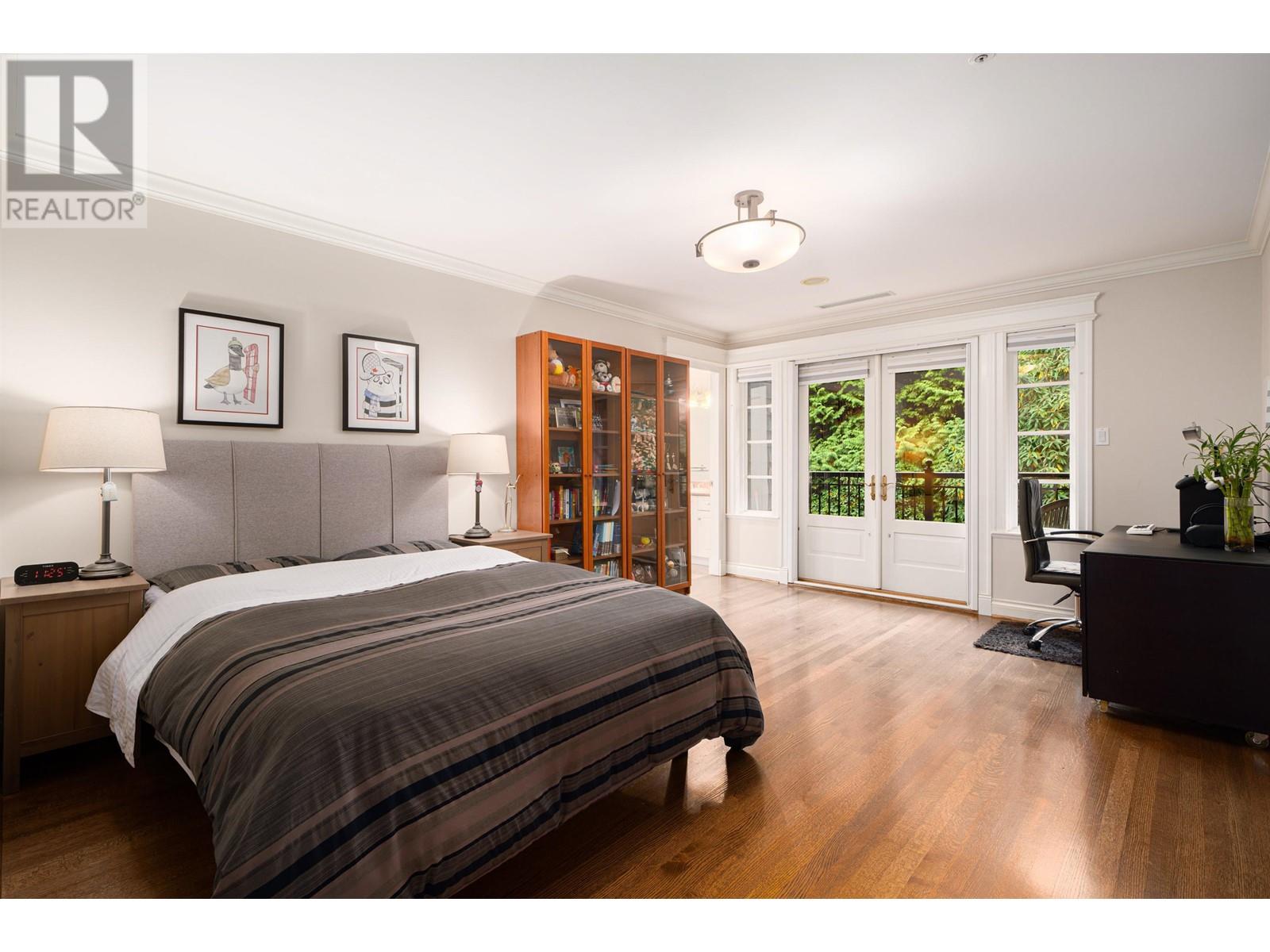 Listing Picture 27 of 40 : 1638 MARPOLE AVENUE, Vancouver / 溫哥華 - 魯藝地產 Yvonne Lu Group - MLS Medallion Club Member