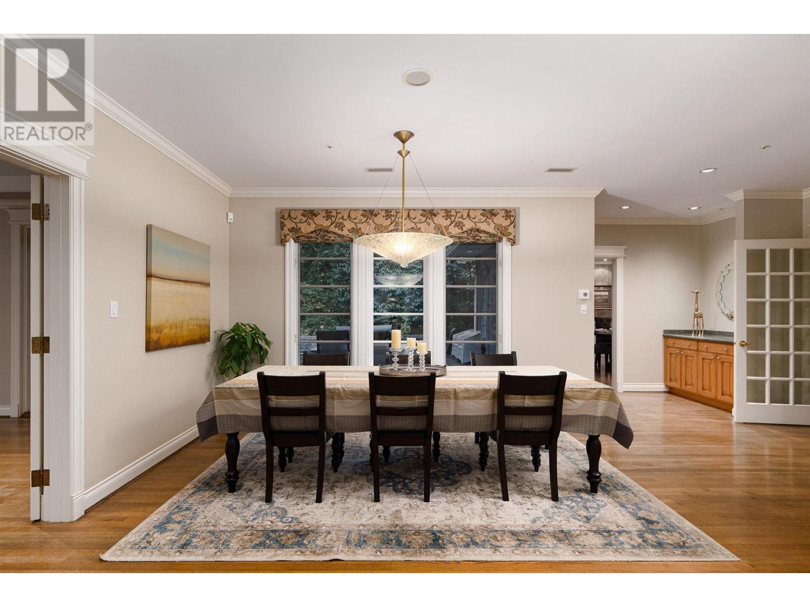 Listing Picture 10 of 40 : 1638 MARPOLE AVENUE, Vancouver / 溫哥華 - 魯藝地產 Yvonne Lu Group - MLS Medallion Club Member