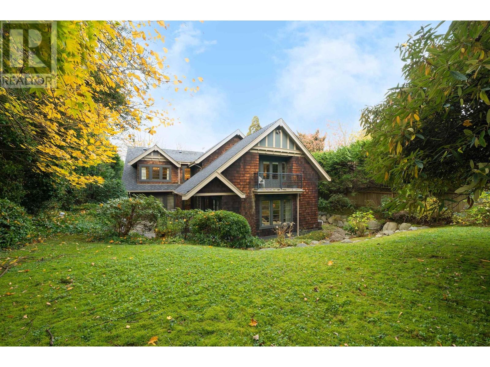 Listing Picture 35 of 40 : 1638 MARPOLE AVENUE, Vancouver / 溫哥華 - 魯藝地產 Yvonne Lu Group - MLS Medallion Club Member