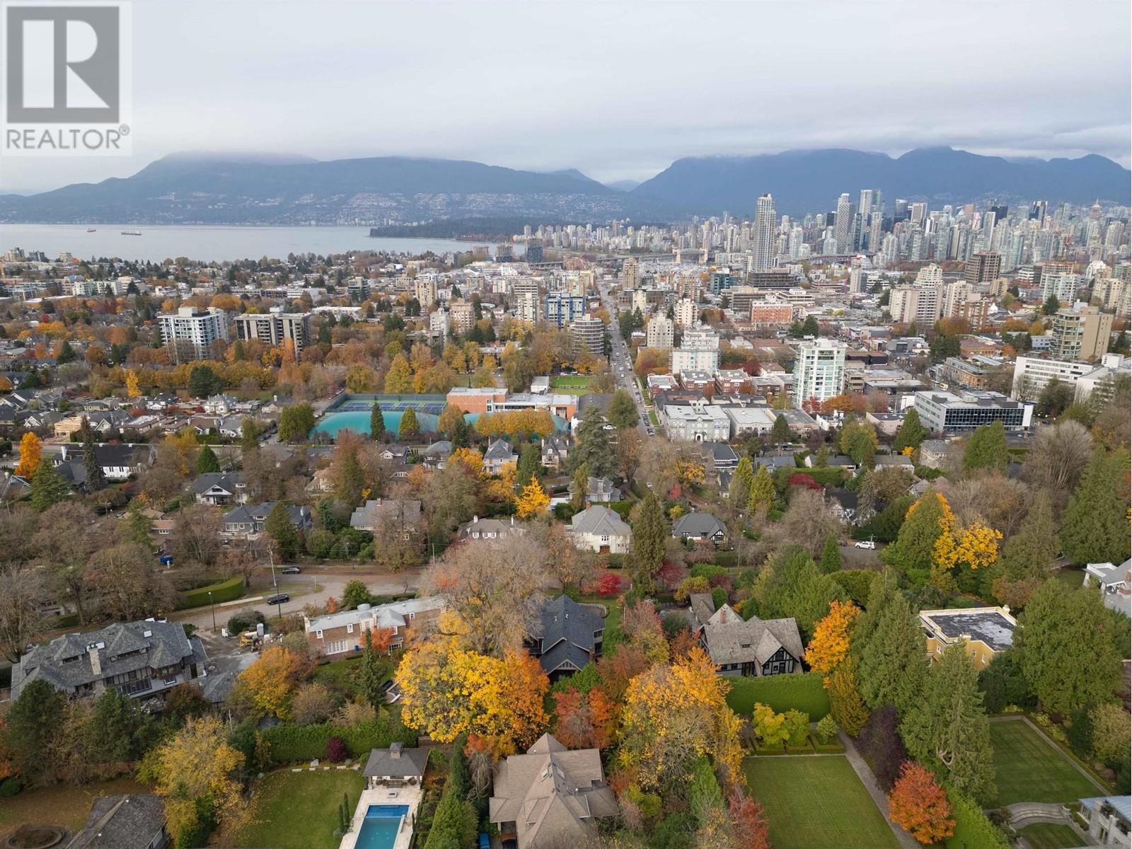 Listing Picture 40 of 40 : 1638 MARPOLE AVENUE, Vancouver / 溫哥華 - 魯藝地產 Yvonne Lu Group - MLS Medallion Club Member