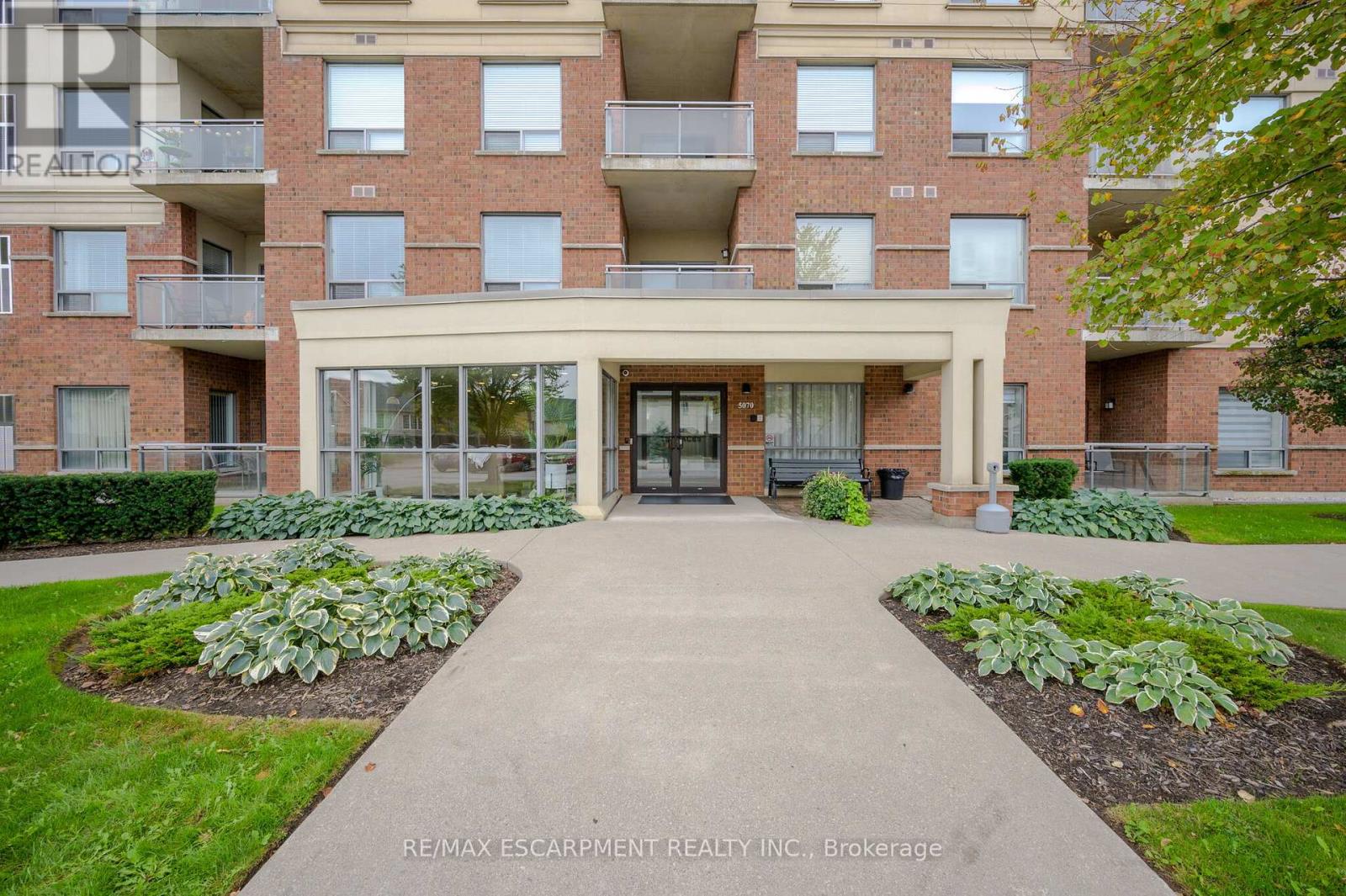 209 - 5070 Fairview Street, Burlington, Ontario  L7L 0B8 - Photo 4 - W10420618