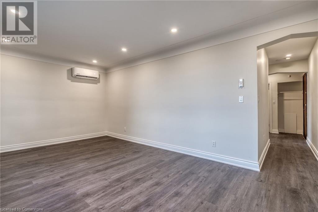 1 East 35th Street Unit# 2, Hamilton, Ontario  L8V 3X5 - Photo 3 - 40676666