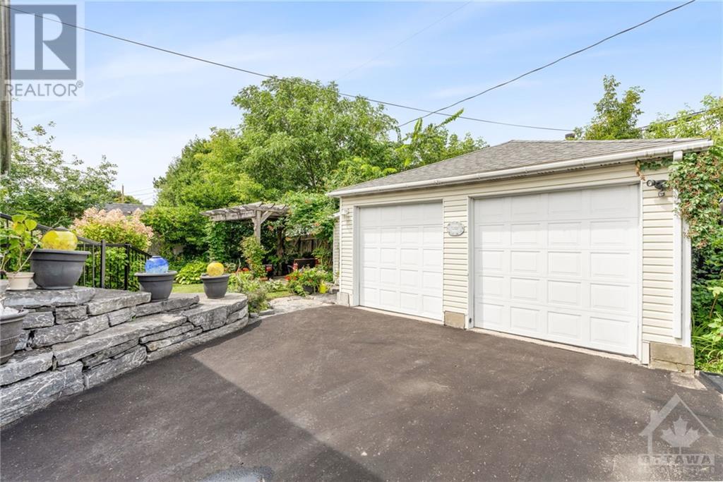 559 Alesther Street, Ottawa, Ontario  K1K 1J1 - Photo 3 - X10423049