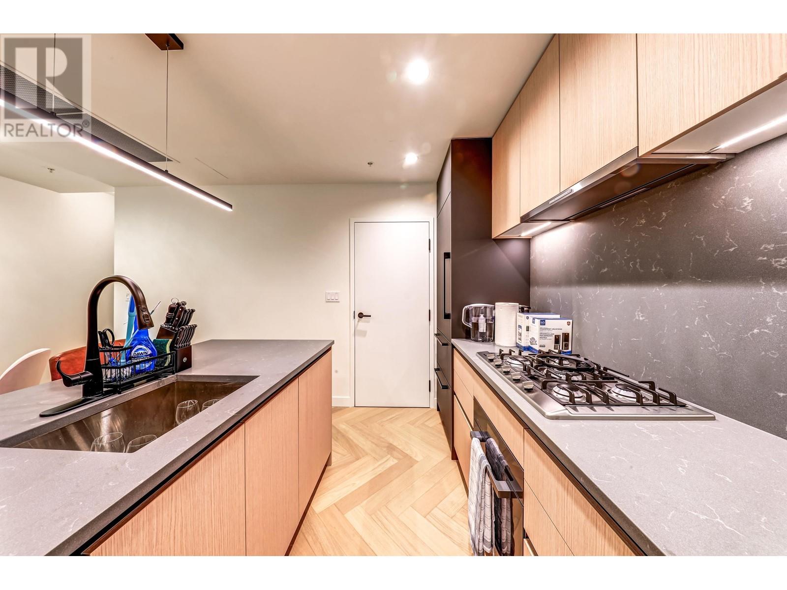 20 6788 Oak Street, Vancouver, British Columbia  V6P 0L2 - Photo 8 - R2940021