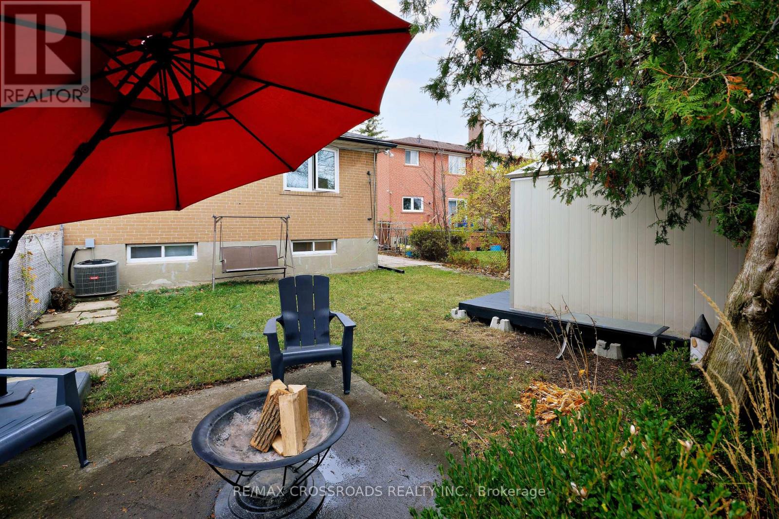 3677 St Clair Avenue, Toronto, Ontario  M1M 1T1 - Photo 25 - E10420858