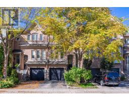 10 HARBOURVIEW CRESCENT, Toronto, Ontario