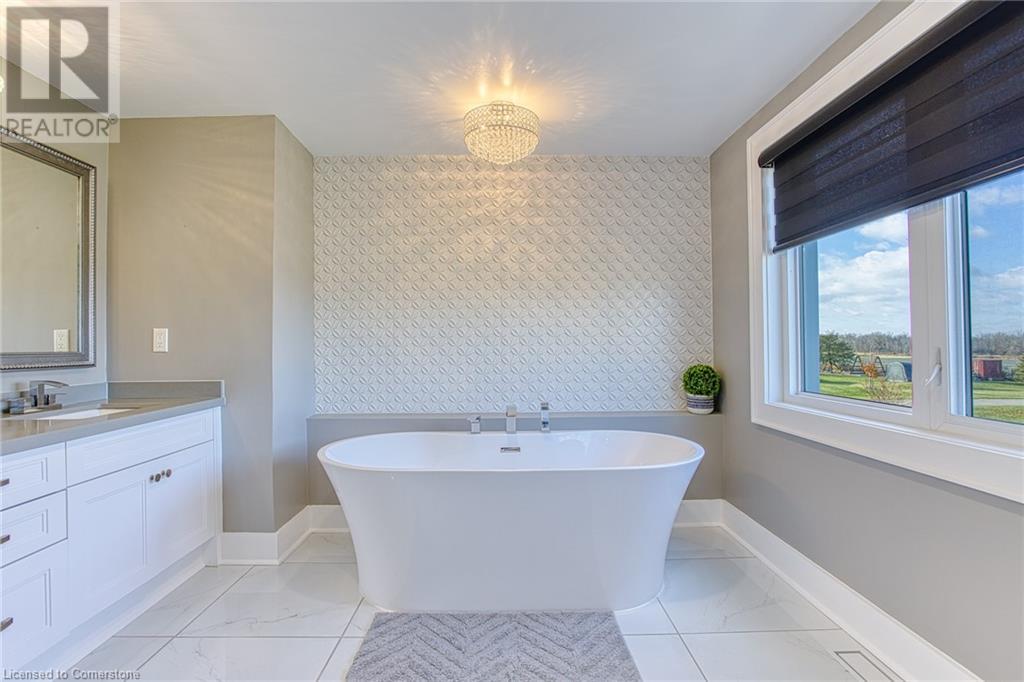 322 Russ Road, Grimsby, Ontario  L3M 4E7 - Photo 30 - 40676374