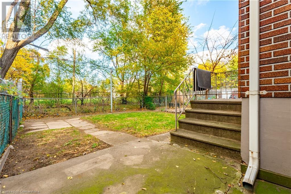 27 Harvey Street, Hamilton, Ontario  L8L 2L9 - Photo 31 - 40676769