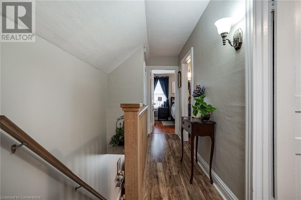 52 Mayflower Avenue, Hamilton, Ontario  L8L 2K4 - Photo 14 - 40676435