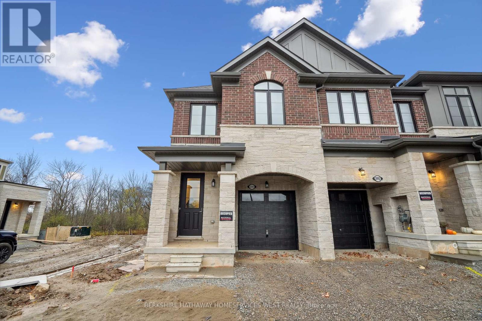 2090 ELLERSTON COMMON, Burlington, Ontario