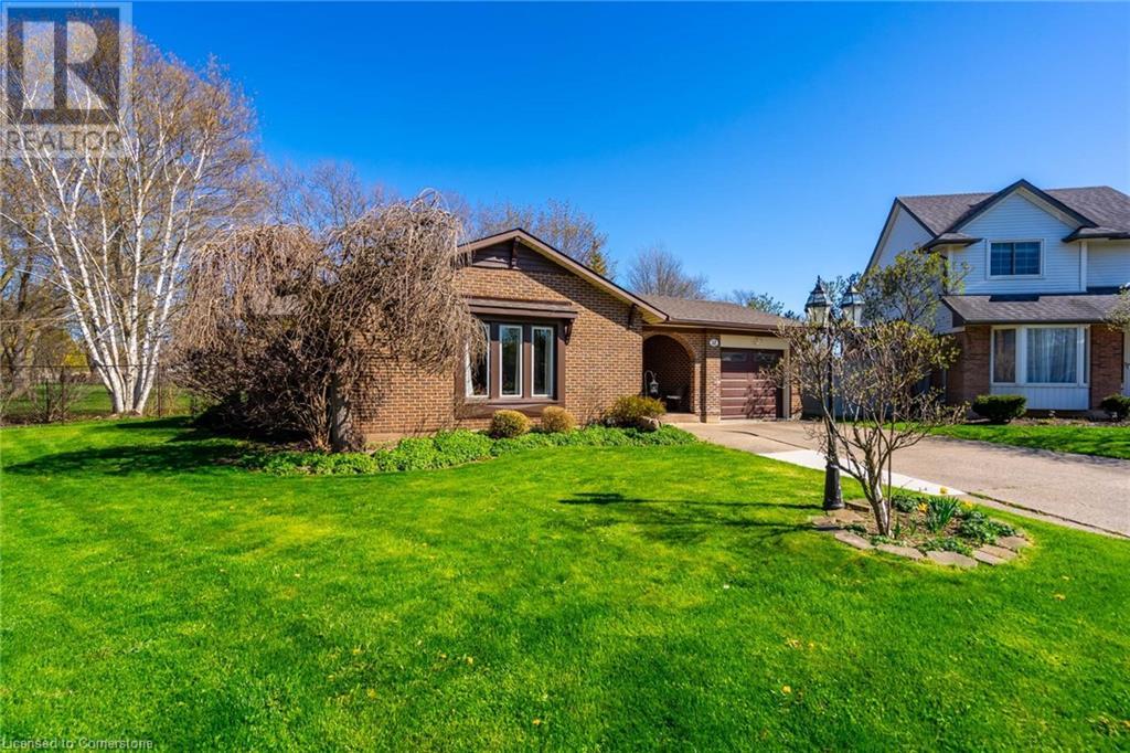 52 Greenmeadow Court, St. Catharines, Ontario  L2N 6Y7 - Photo 3 - 40667987