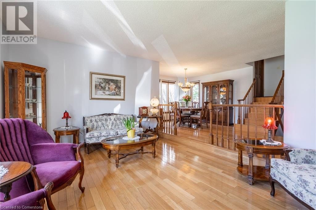 52 Greenmeadow Court, St. Catharines, Ontario  L2N 6Y7 - Photo 6 - 40667987