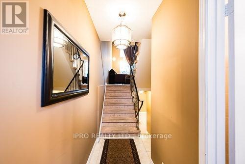 76 Tangle Briar Way, Toronto, Ontario  M2J 2M4 - Photo 2 - C10421104