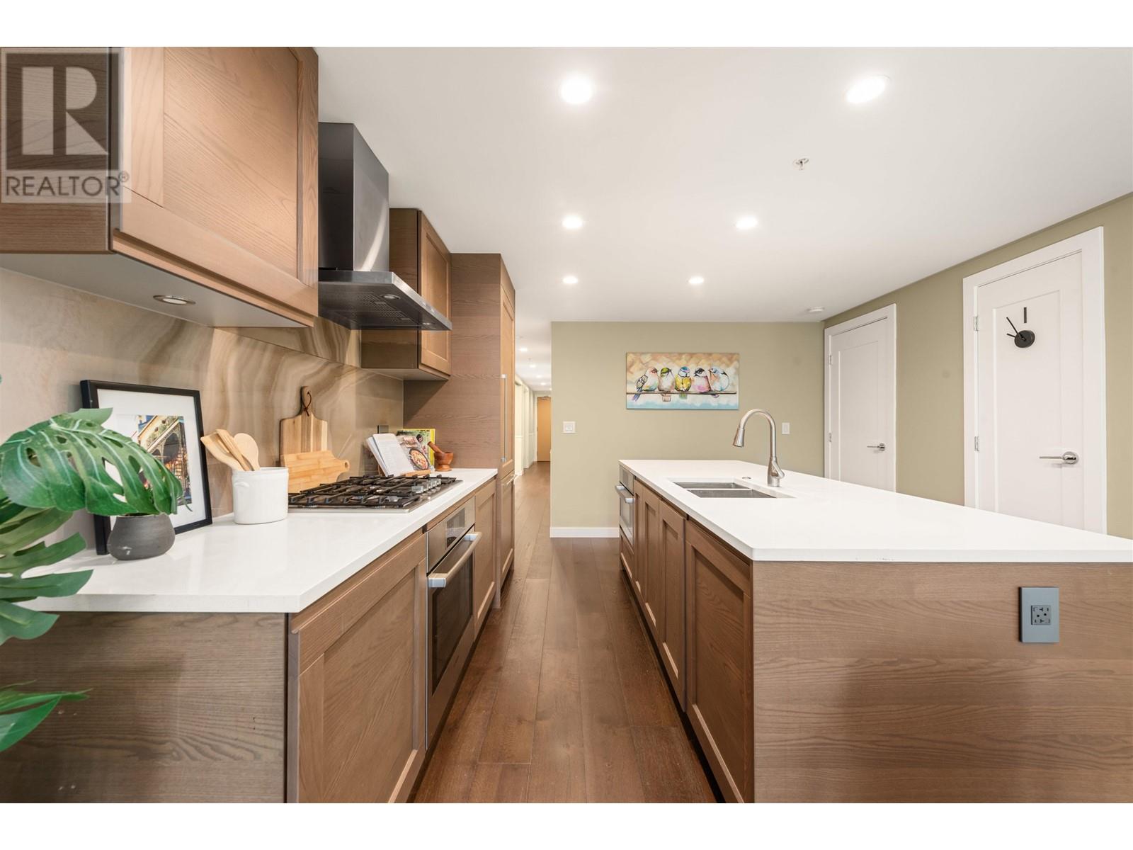 Listing Picture 12 of 30 : 408 5629 BIRNEY AVENUE, Vancouver / 溫哥華 - 魯藝地產 Yvonne Lu Group - MLS Medallion Club Member