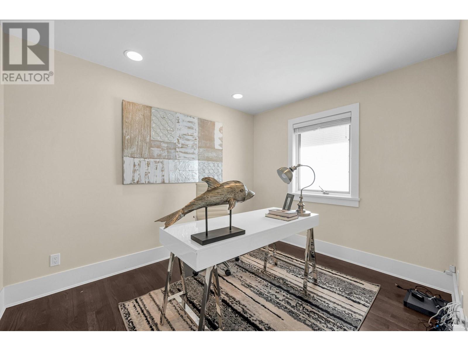 Listing Picture 14 of 40 : 4072 W 11TH AVENUE, Vancouver / 溫哥華 - 魯藝地產 Yvonne Lu Group - MLS Medallion Club Member