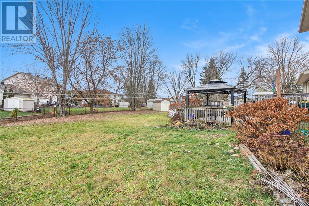 54 Lapointe Boulevard, Russell, Ontario  K0A 1W0 - Photo 27 - X10423103