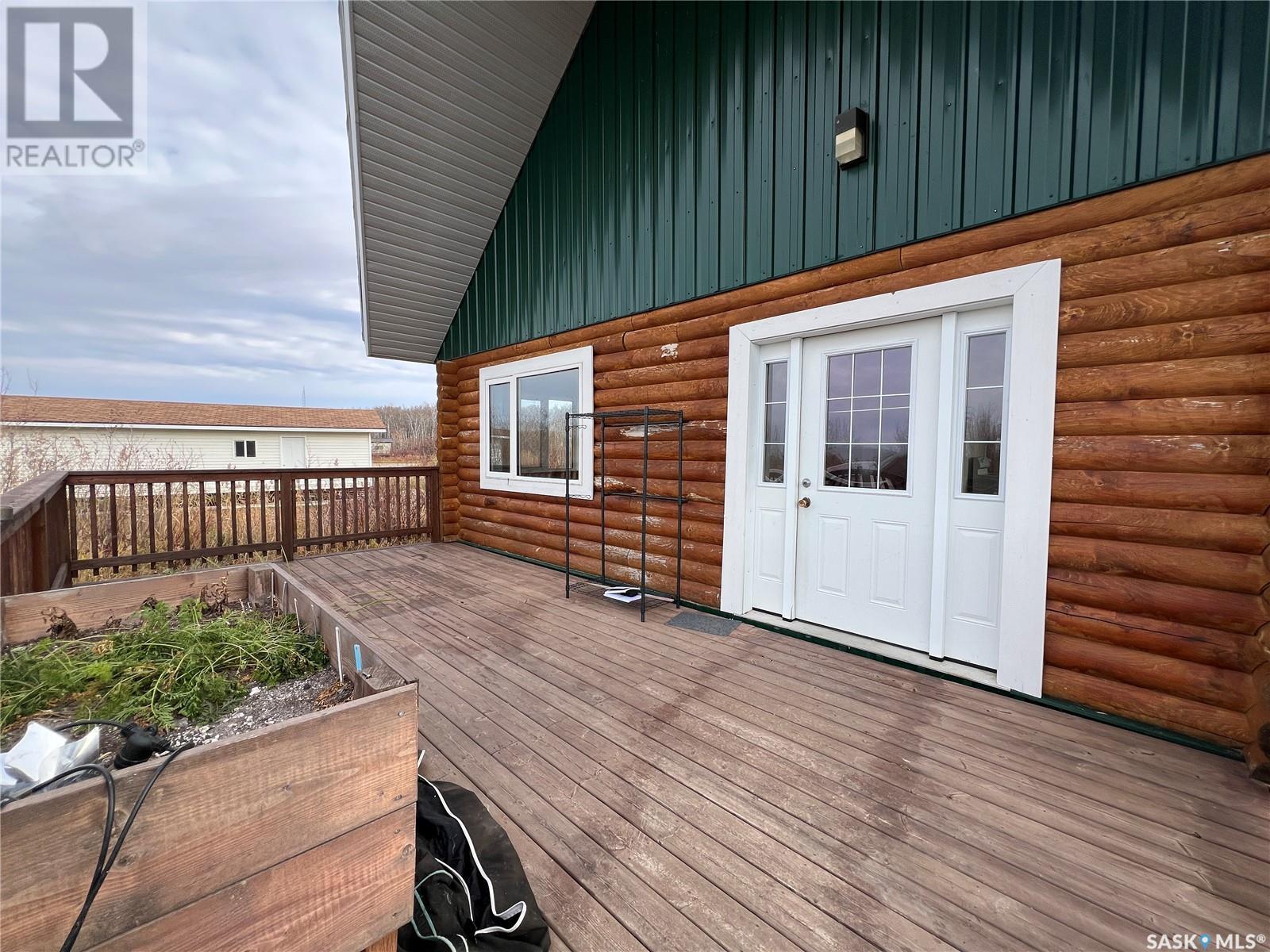 63 Lakewood Drive, Spy Hill Rm No. 152, Saskatchewan  S0A 3W0 - Photo 2 - SK988069