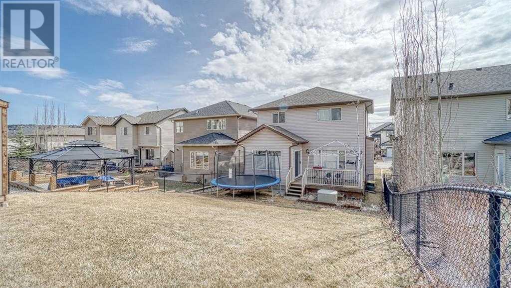 83 Sunset Circle, Cochrane, Alberta  T4C 0C4 - Photo 18 - A2178489