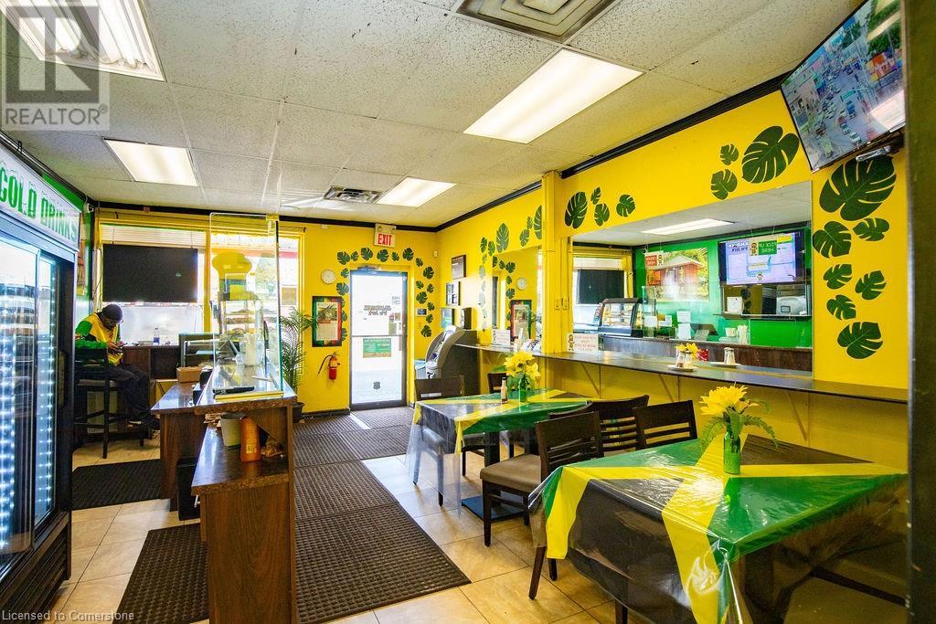 250 Welland Avenue, St. Catharines, Ontario  L2R 2P5 - Photo 21 - 40676263