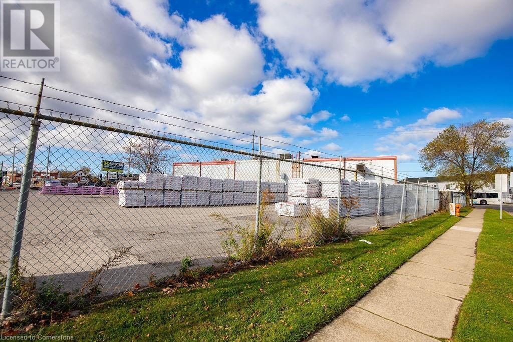 250 Welland Avenue, St. Catharines, Ontario  L2R 2P5 - Photo 22 - 40676263