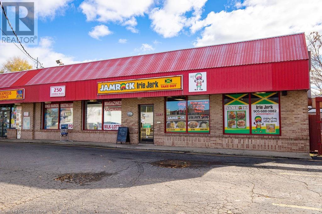 250 Welland Avenue, St. Catharines, Ontario  L2R 2P5 - Photo 8 - 40676263