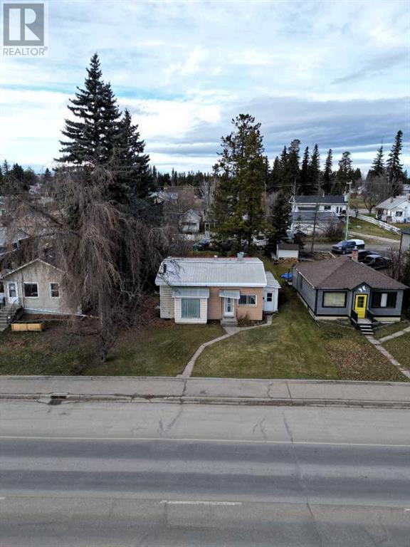 4720 4 Avenue, Edson, Alberta