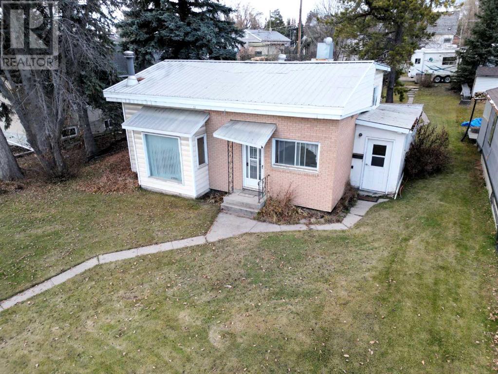 Property at 4720 4 Avenue image 3