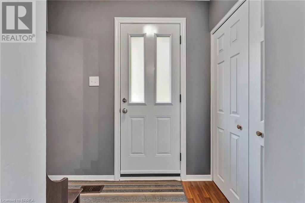 19 Frontenac Avenue, Brantford, Ontario  N3R 3B7 - Photo 5 - 40676773