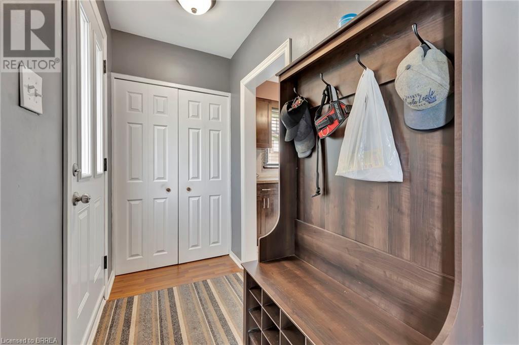 19 Frontenac Avenue, Brantford, Ontario  N3R 3B7 - Photo 6 - 40676773