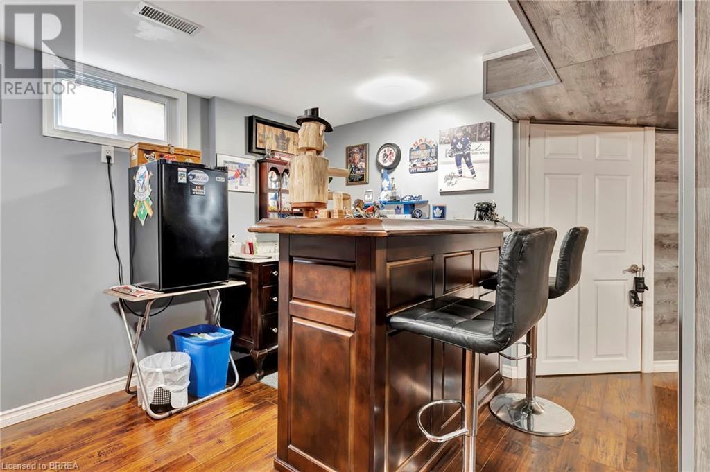 19 Frontenac Avenue, Brantford, Ontario  N3R 3B7 - Photo 28 - 40676773