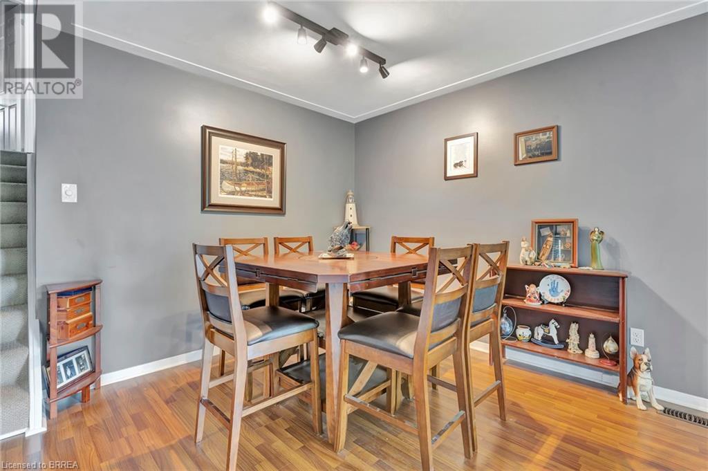 19 Frontenac Avenue, Brantford, Ontario  N3R 3B7 - Photo 12 - 40676773