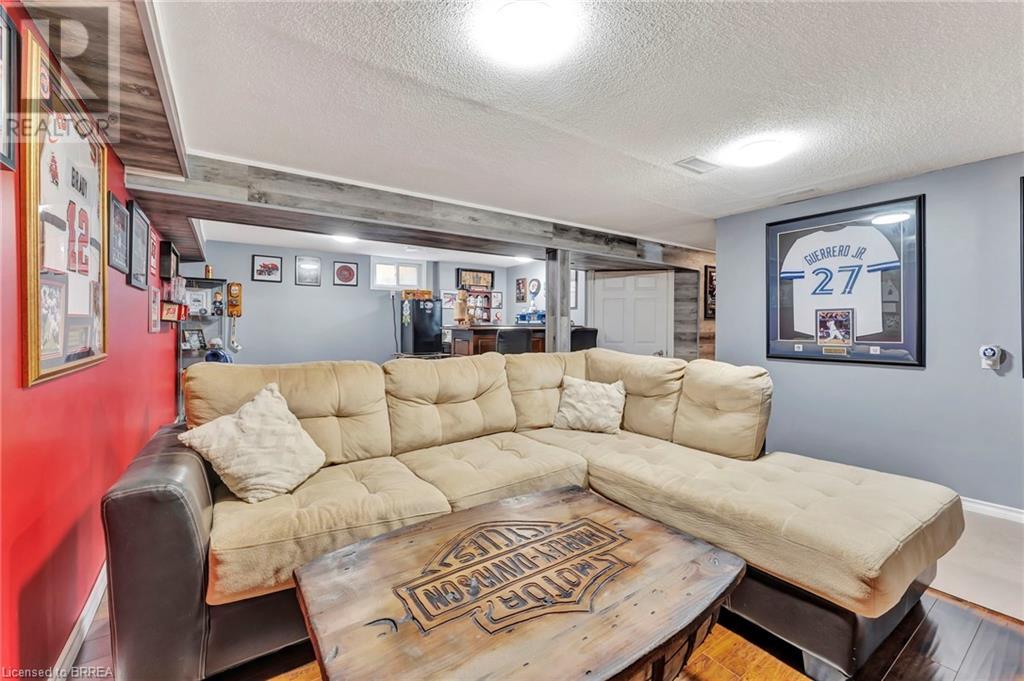 19 Frontenac Avenue, Brantford, Ontario  N3R 3B7 - Photo 25 - 40676773