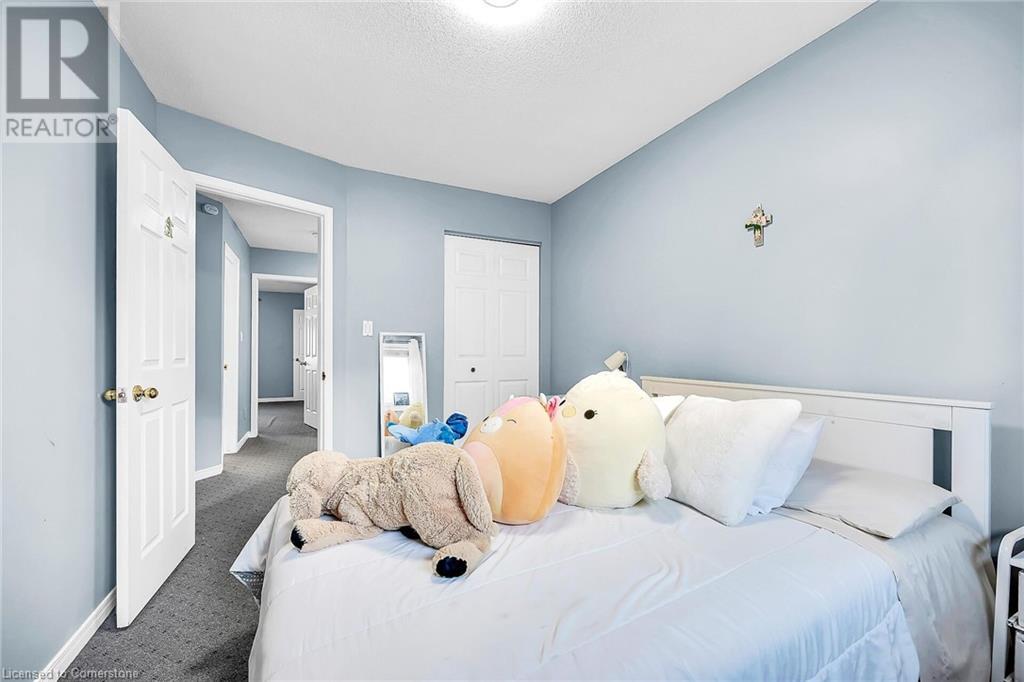 136 Essling Avenue, Hamilton, Ontario  L9B 2H9 - Photo 30 - 40676875