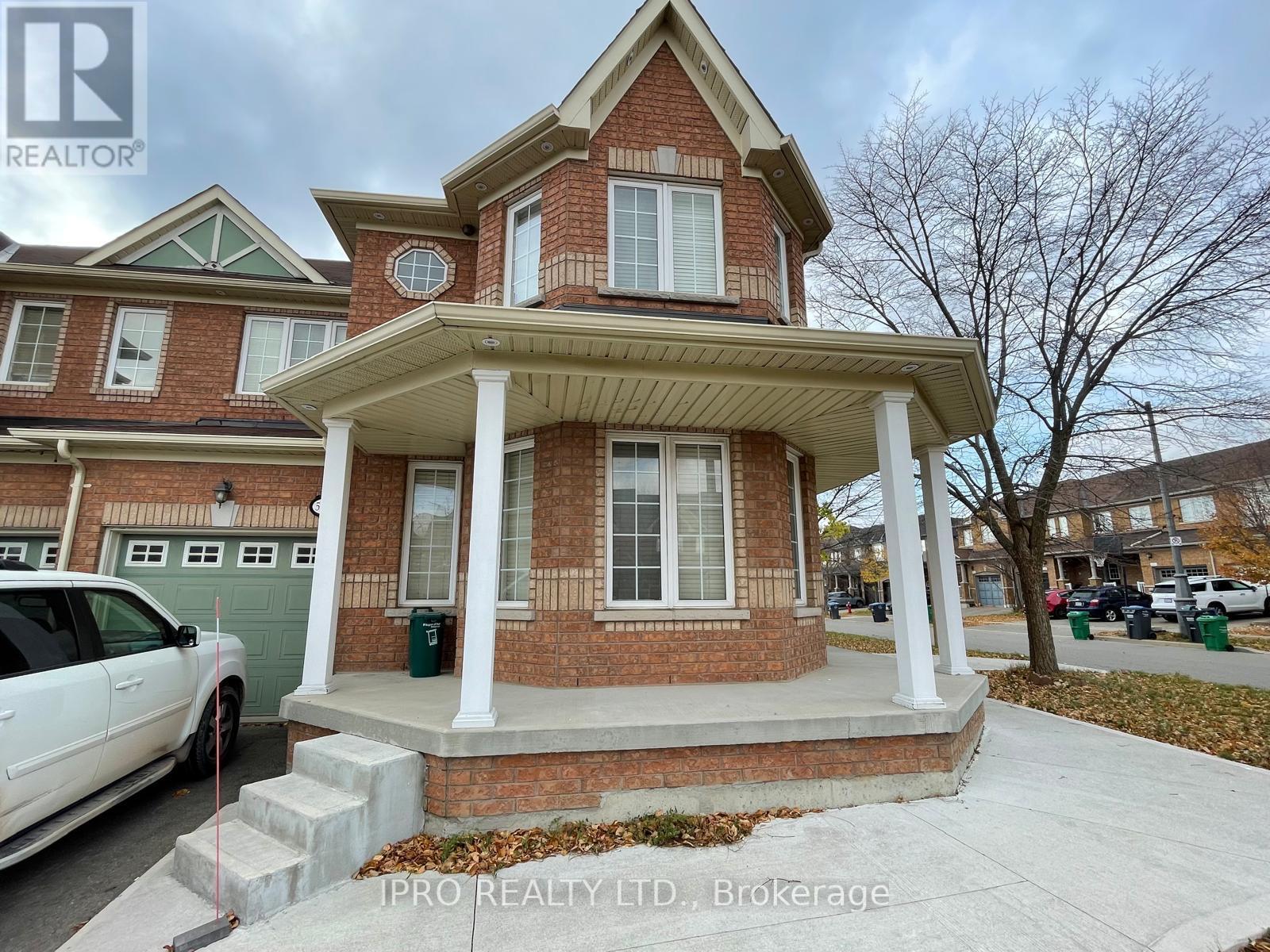 5256 Palmetto Place, Mississauga, Ontario  L6M 0C8 - Photo 8 - W10421333