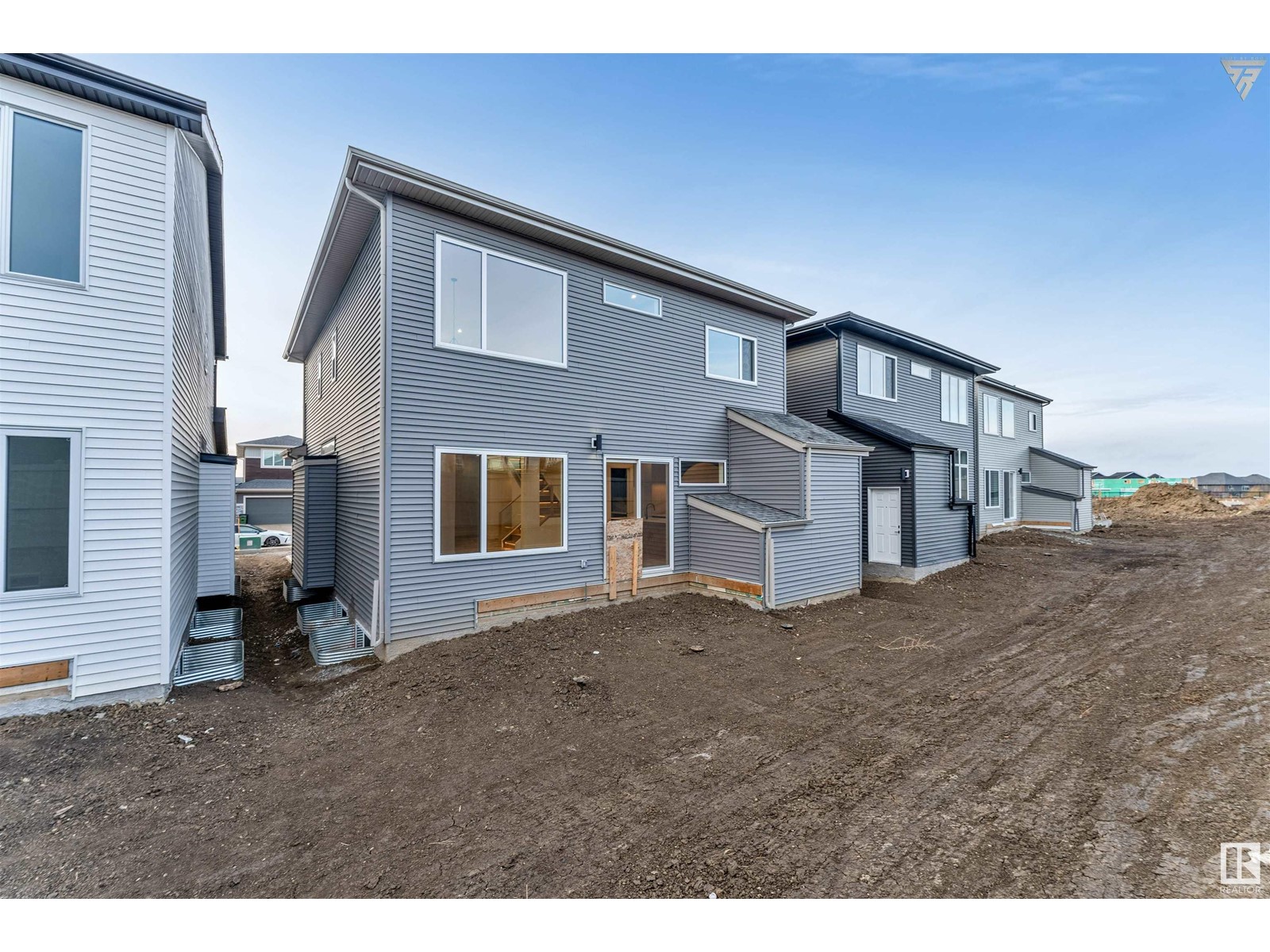 7015 Kiviaq Cr Sw, Edmonton, Alberta  T6W 5N6 - Photo 5 - E4413448