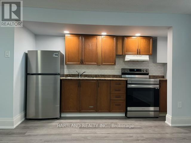 1841 Sandgate Crescent, Mississauga, Ontario  L5J 2E7 - Photo 2 - W10421375