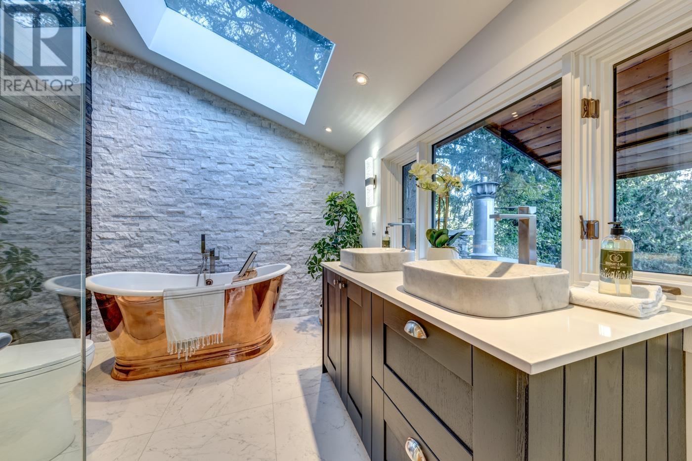 8348 Mountain View Drive, Whistler, British Columbia  V8E 0G3 - Photo 15 - R2943846