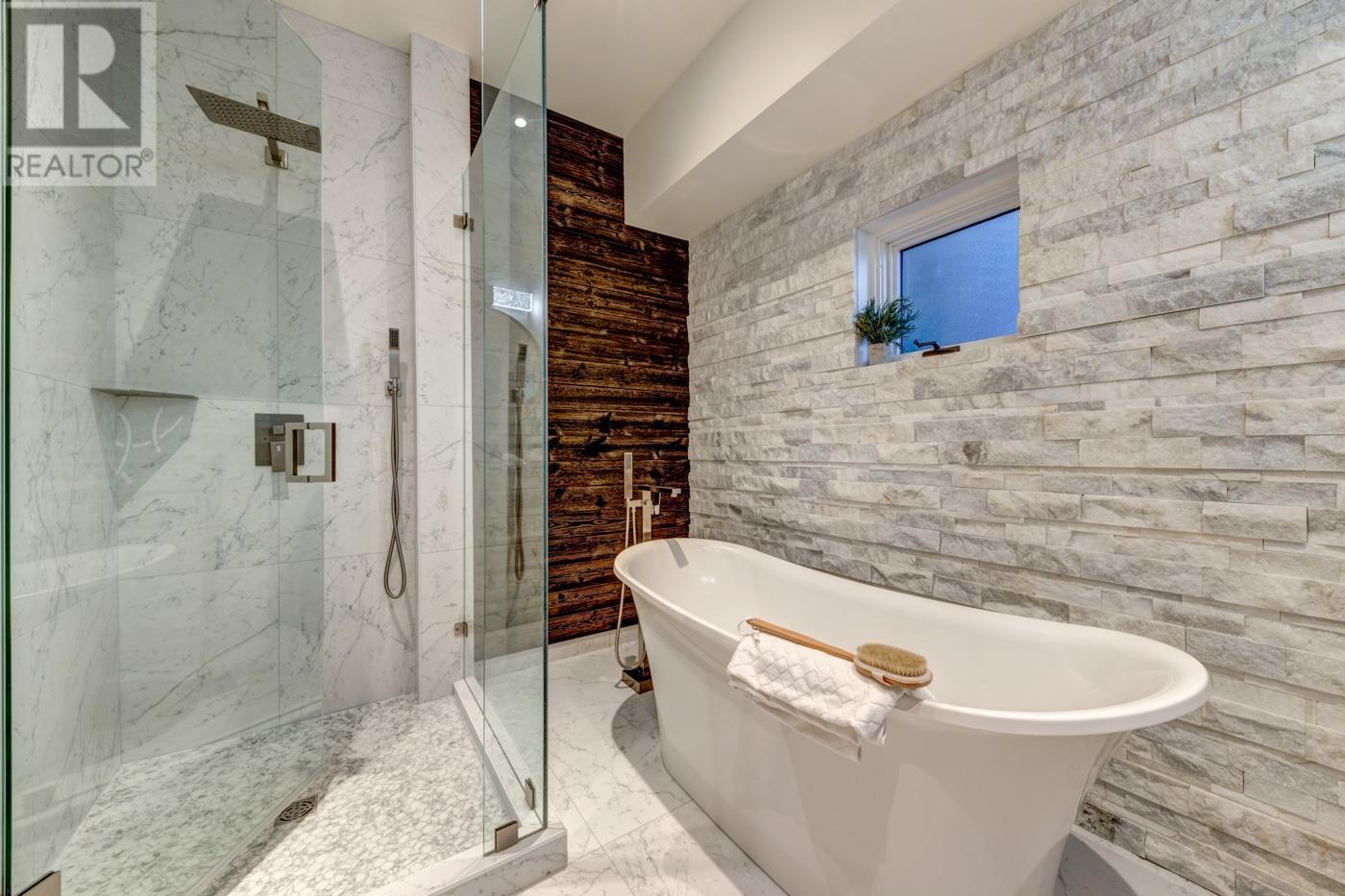 8348 Mountain View Drive, Whistler, British Columbia  V8E 0G3 - Photo 19 - R2943846