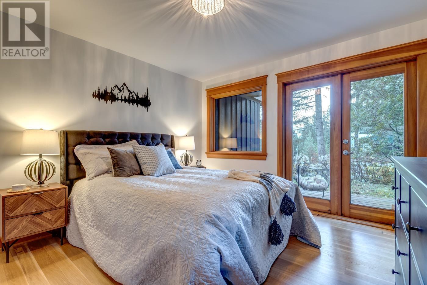 8348 Mountain View Drive, Whistler, British Columbia  V8E 0G3 - Photo 20 - R2943846