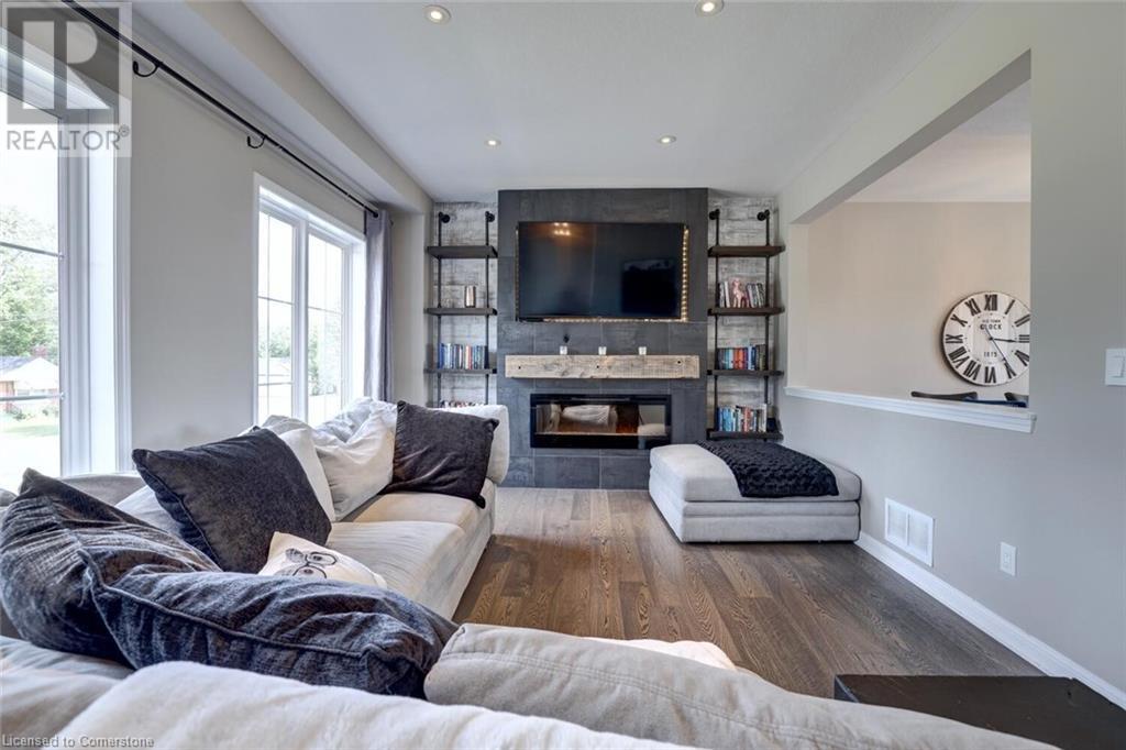 379 Erie Avenue, Brantford, Ontario  N3S 0E6 - Photo 16 - 40676933