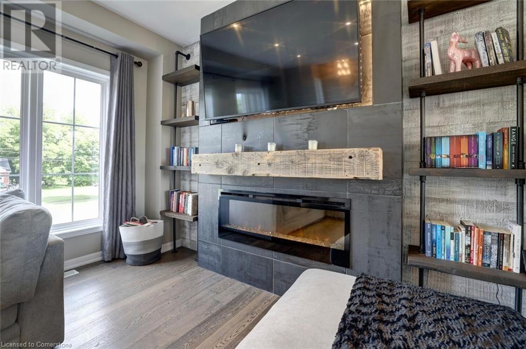 379 Erie Avenue, Brantford, Ontario  N3S 0E6 - Photo 17 - 40676933