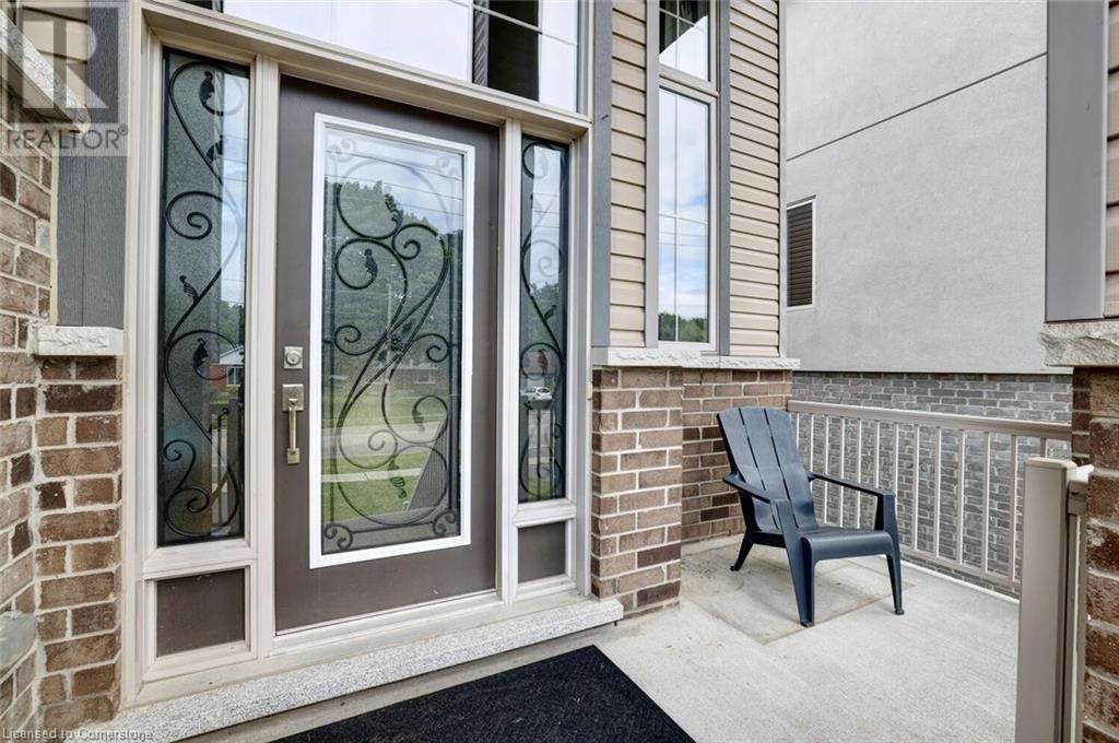 379 Erie Avenue, Brantford, Ontario  N3S 0E6 - Photo 2 - 40676933