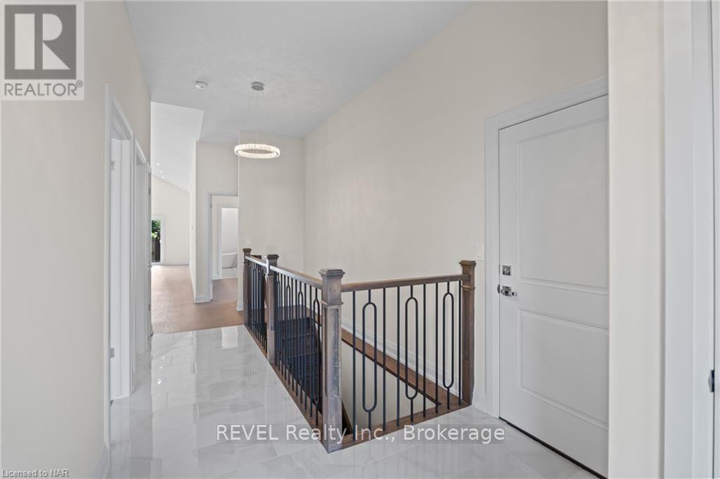 Property at 492 VINE STREET image 3