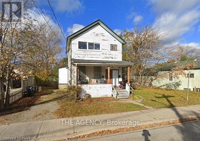 23 Raymond Street, St. Catharines, Ontario  L2R 2T3 - Photo 1 - X9413843