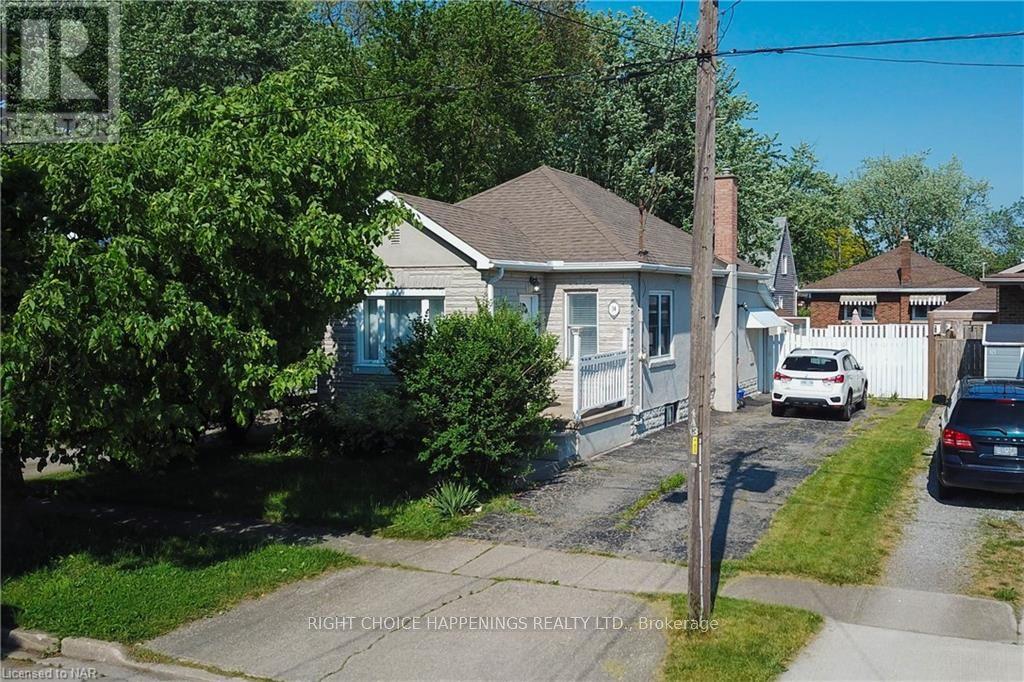 34 Lyons Avenue, Welland, Ontario  L3B 1L7 - Photo 1 - X9413996